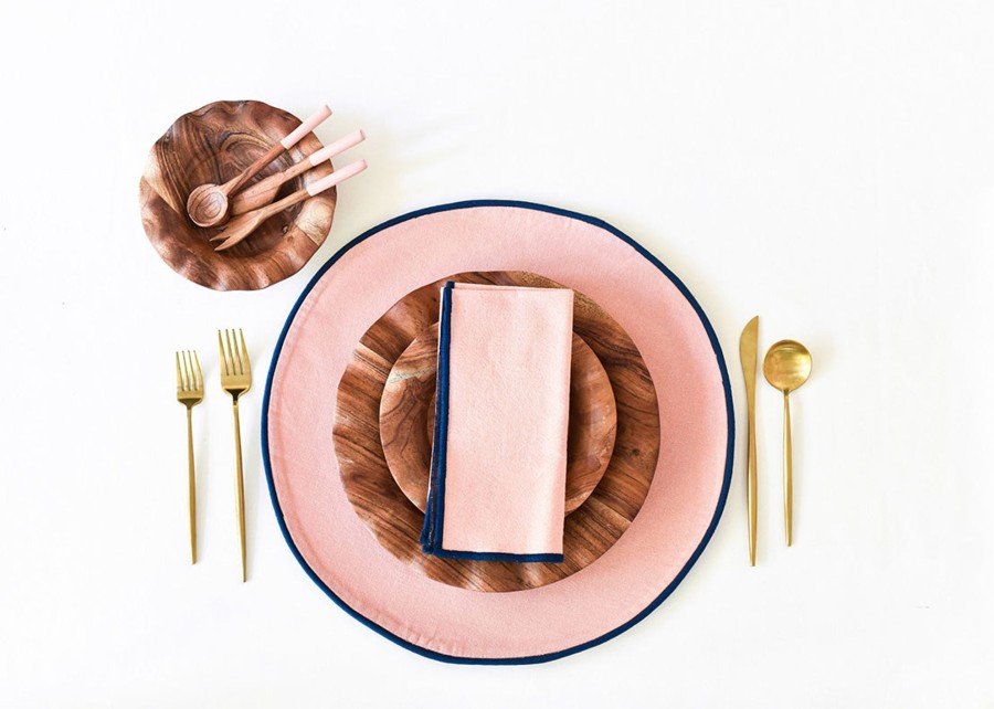 Table Linens | Coton Colors by Laura Johnson Provence And Navy Color Block Round Placemat Set Of 4